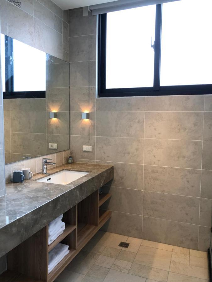 דירות הואליין סיטי Meet Gaudi מראה חיצוני תמונה